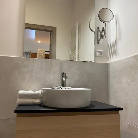 Apartment Crespi Station Bologna