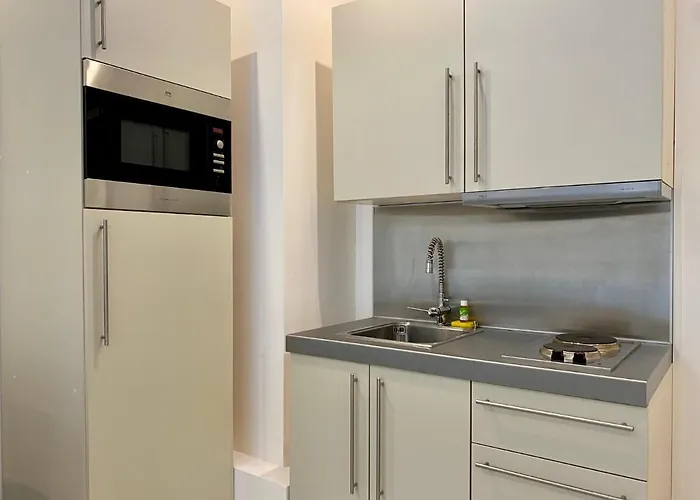 Crespi Station * Bologna